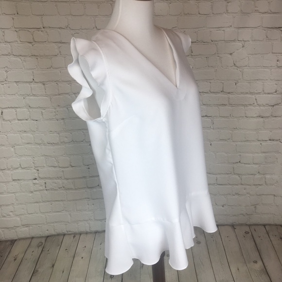 Romantic Ruffled Blouse - Picture 2 of 3